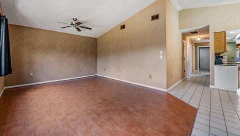 3817 Nicholas Cir