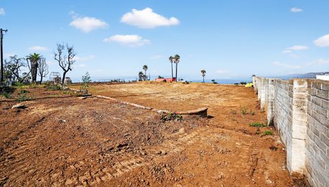 15221 Via De Las Olas