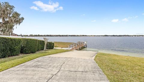 9468 WATERFORD OAKS DRIVE