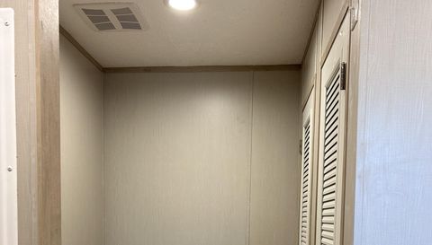 6008 Apple Wyrick Rd