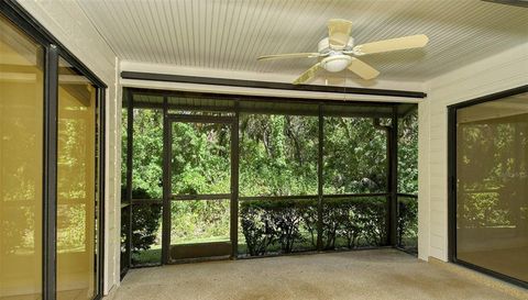 4635 Oak Forest