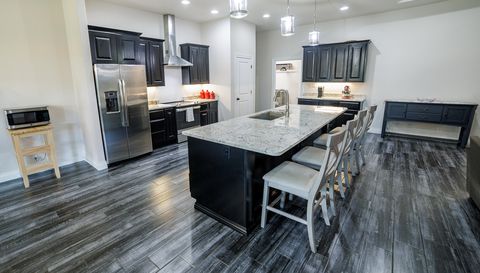 2127 Oakwood Holw