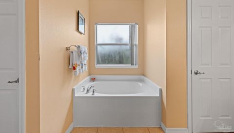 10108 Castleberry Blvd