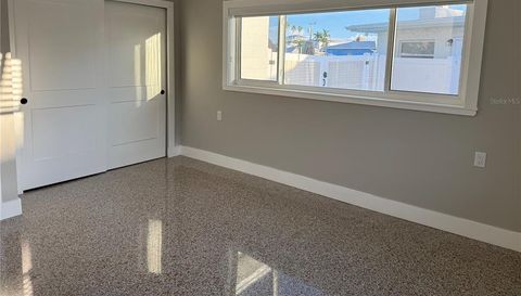 745 SUNSET COVE