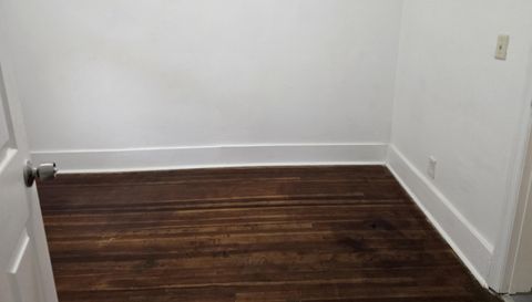 4710 Springfield Blvd