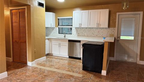 1930 WALTON STREET S