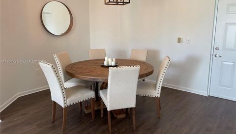 11720 Saint Andrews Pl