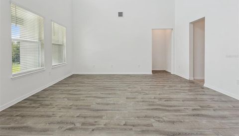 10037 AUSTRINA OAK
