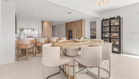 1020 SUNSET POINT ROAD