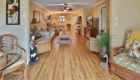 865 MACLAREN DRIVE N