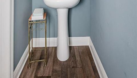 2554 CLAYMORE STREET