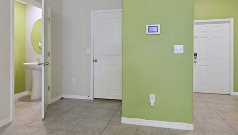 9754 Pembrooke Pines Dr