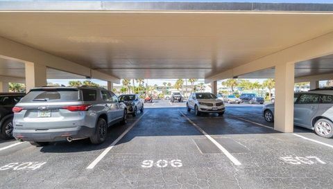 7520 RIDGEWOOD AVENUE