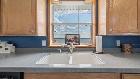 7932 SW COUNTY ROAD 18