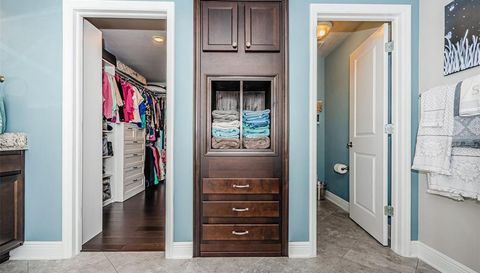 2554 CLAYMORE STREET