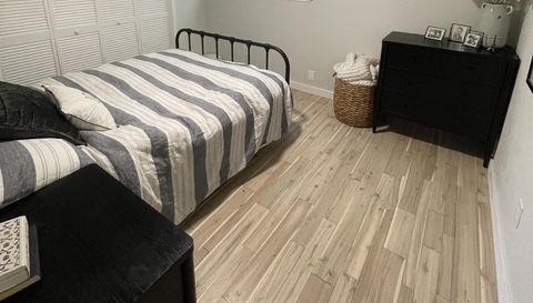 16915 Ardisia Dr