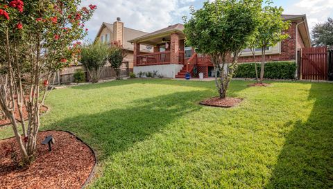 6906 Cedar Breeze