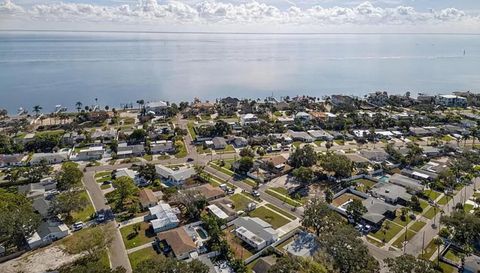 1736 Colorado Ave NE