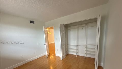 9979 Nob Hill Ln
