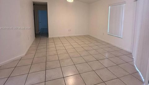 1004 San Remo Cir