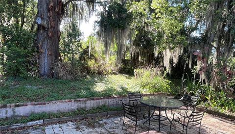 12 S UNIVERSITY CIRCLE