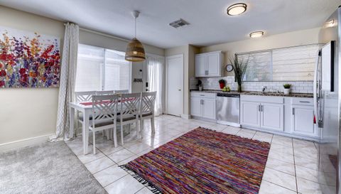 3818 E Traditions Ct