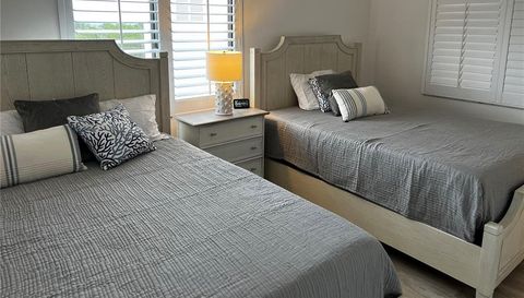 1465 GULF OF MEXICO DRIVE