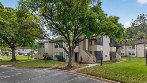 2929 ANTIQUE OAKS CIRCLE