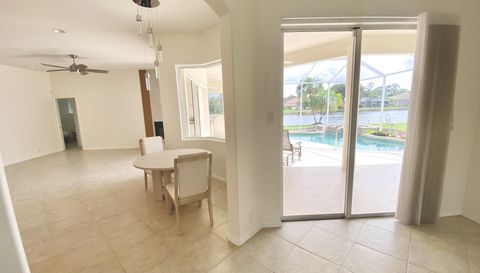 7468 Roxye Ln
