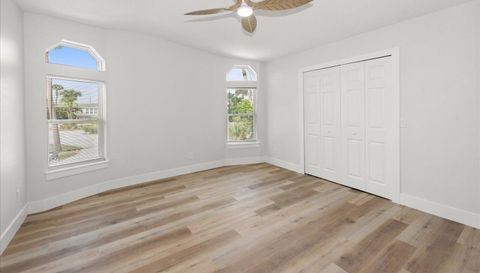 1119 Periwinkle Way Unit 355