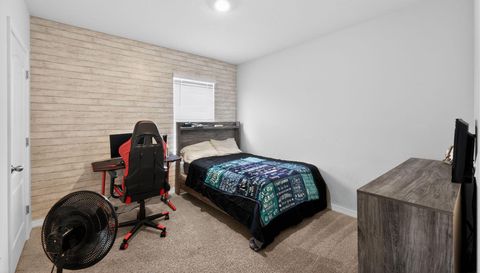 705 Squires Grove Dr