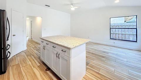 637 STARSTONE DRIVE