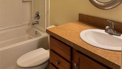 3063 ST CLAIR AVENUE