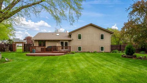 10966 China Berry Lane