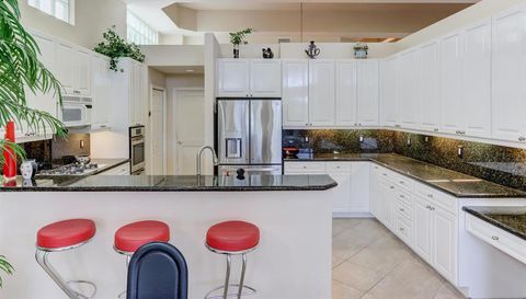 6526 Somerset Circle