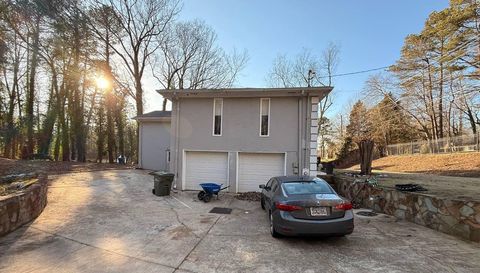 2940 Benjamin E Mays Dr SW