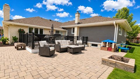 12817 S Surrey Ct