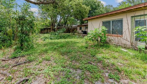 2406 Dellwood Dr