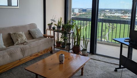 2425 Presidential Way APT 1905