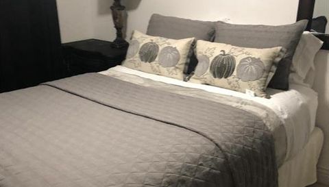 6501 Sandpiper Drive