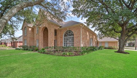 2911 Norwood Hills Dr