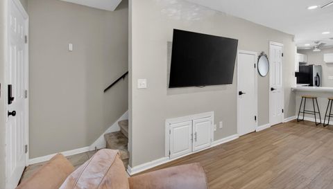1192 Julian Clark Rd