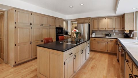 19855 Muirfield Circle