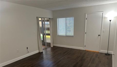 207 PALMETTO COURT