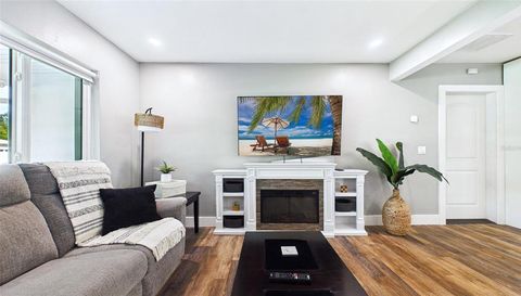 101 N MERCURY AVENUE