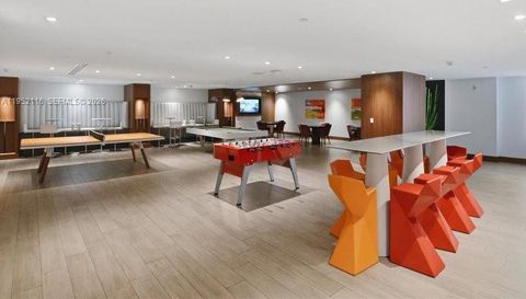 330 Sunny Isles Blvd