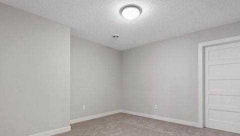 Xxx Middle Cullen Road