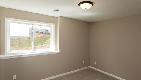 2524 Buchanan Lane S