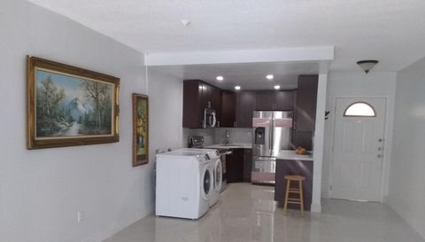 1735 NE 164th St #210