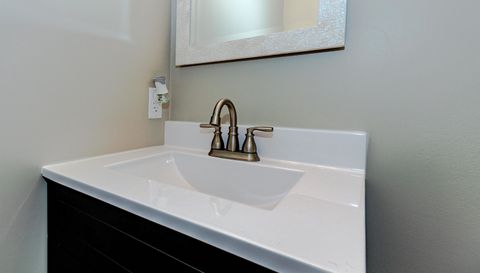 127 S Sacramento Street